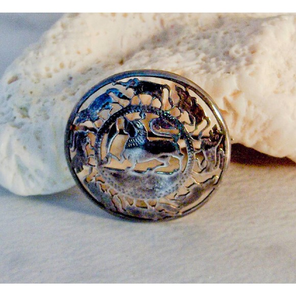 Vintage Sterling Safari Circle Brooch/ Pin, 1940 s, Lion Figurine - Picture 4 of 5